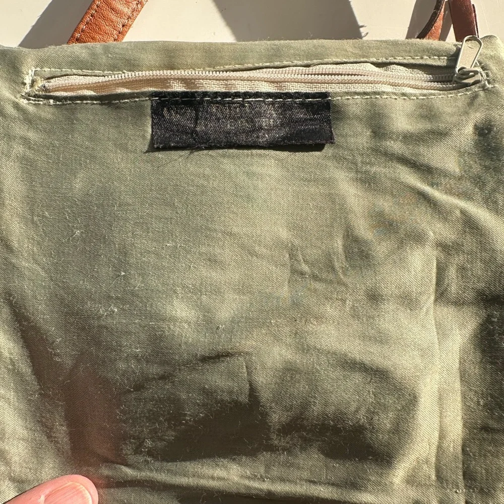 Borgo degle Etruschi Leather Crossbody Bag in Cognac Brown and chocolate brown - Picture 8 of 16